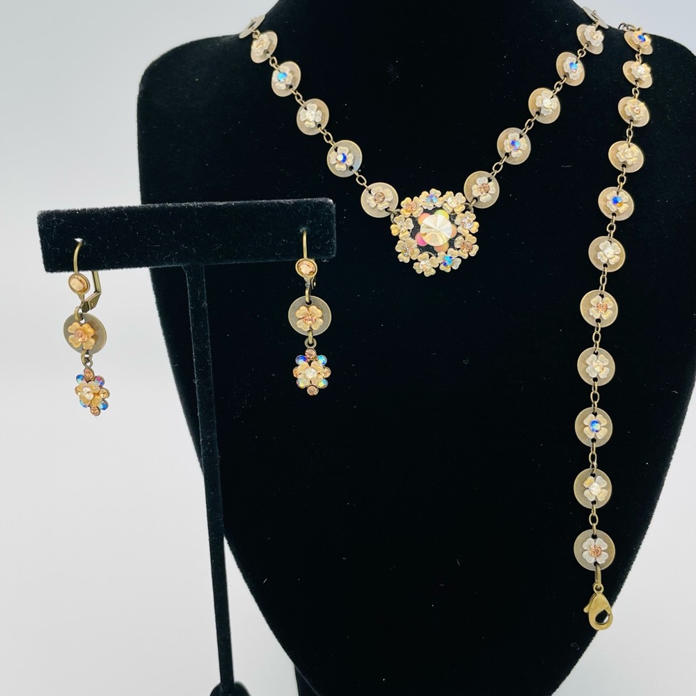 Belladonna jewelry 3 pc set. Made in Canada